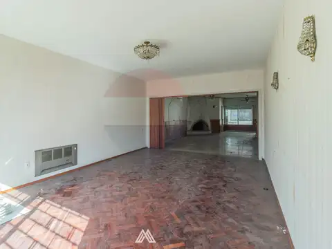 Avenida Lezica 6300