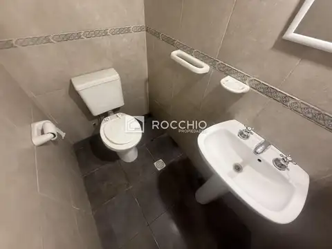 Depto Tipo Casa en Alquiler en Jose Leon Suarez, $ 600.000