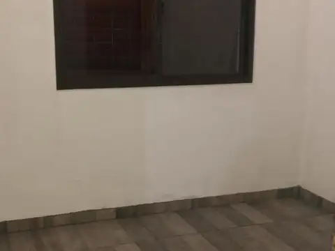 Casa en Venta en Campana, USD 75.000