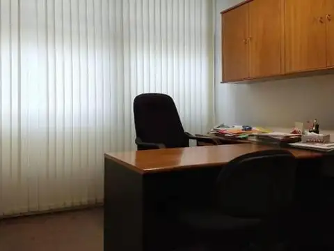 Oficina en Venta en Tribunales, USD 240.000
