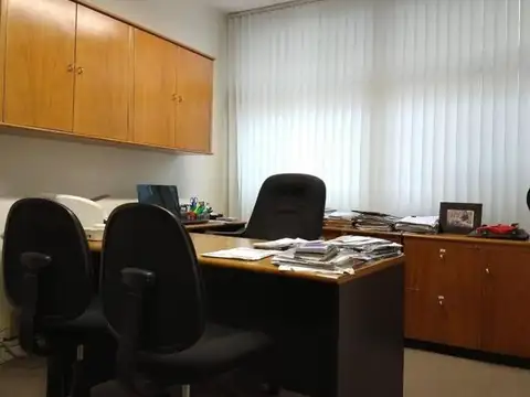 Oficina en Venta en Tribunales, USD 240.000
