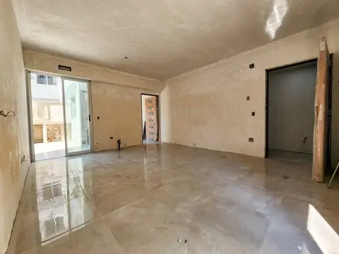 Depto 2 amb. C/doble patio - Mataderos