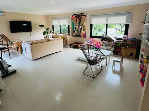 Casa en Venta en Manzanares, USD 320.000