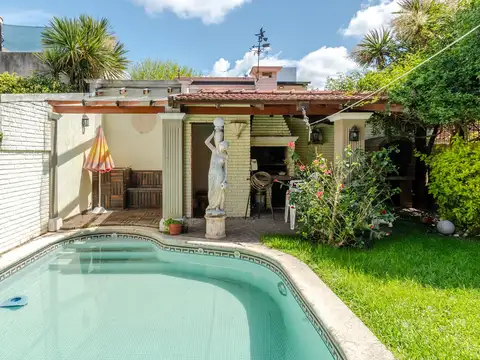 Casa en Venta en Martínez, USD 470.000