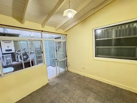 Departamento en venta 3 ambientes balvanera con patio