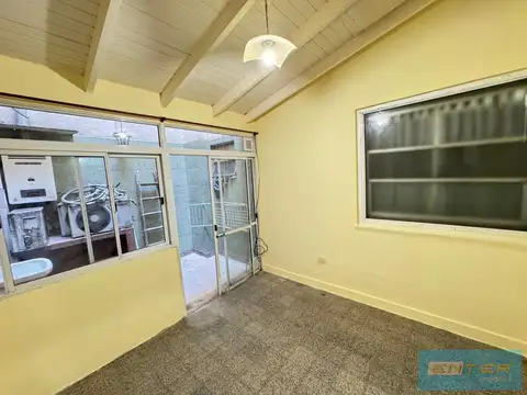 Departamento en venta 3 ambientes balvanera con patio