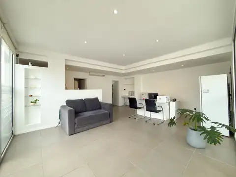 VENTA LOCAL AL FRENTE SEMICENTRO TANDIL