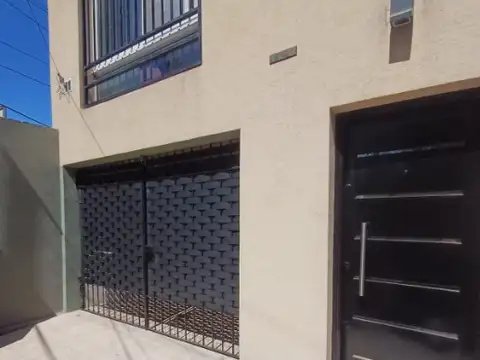 Depto Tipo Casa 3 ambientes con 1 baño