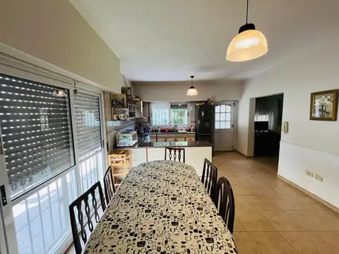 Casa en Venta en Jose Marmol, USD 170.000