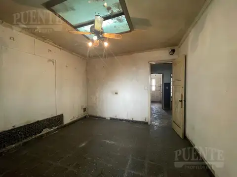 Local en Venta en Remedios de Escalada, USD 120.000