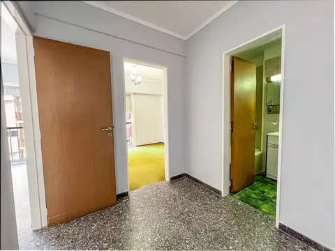 Departamento 2 amb. a la calle - 25 de Mayo y Av. Independencia