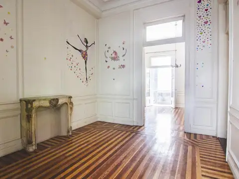 Departamento en Alquiler de 6 ambientes