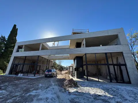 LOCAL A ESTRENAR EN FUNES GARITA 12