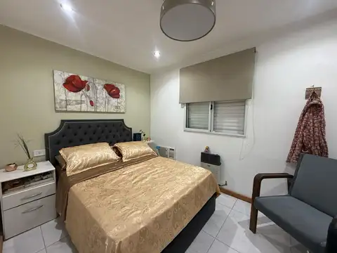 SE VENDE DPTO INTERNO DOS DORMITORIOS Y PATIO