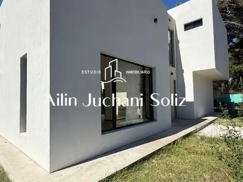 Casa en Venta al Oeste