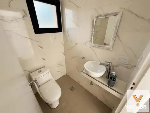 Casa en Alquiler de 4 dormitorios
