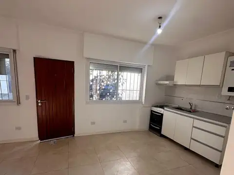 Depto Tipo Casa en Alquiler de 2 dormitorios