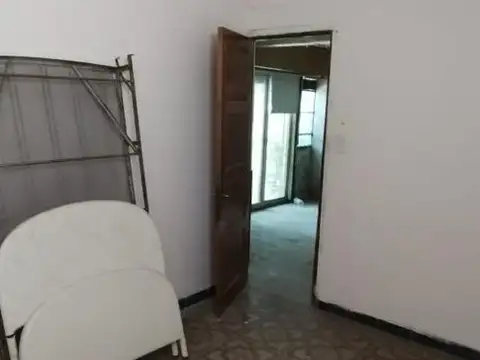 CASA Y DEPARTAMENTO INTERNO A REFACCIONAR