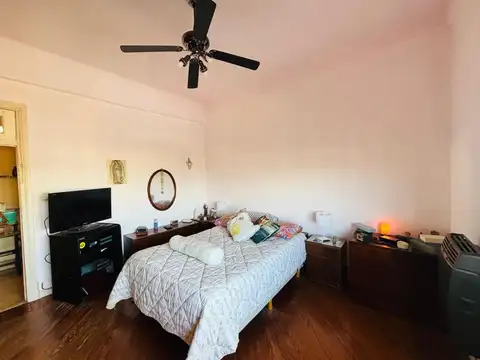 Depto Tipo Casa 4 ambientes con 2 baños