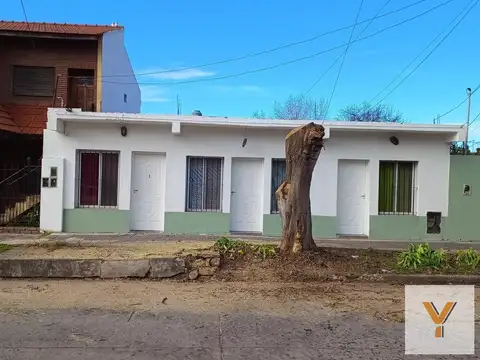 Casa en venta - 8 Dormitorios 7 Baños - Cocheras - 600Mts2 - Ezpeleta