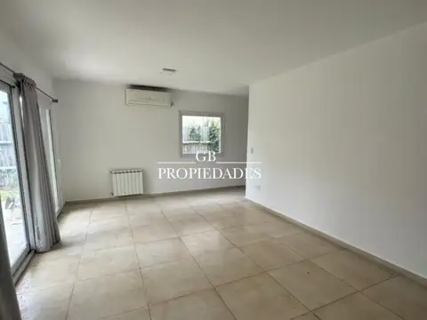 Departamento en Alquiler con 1 cocheras