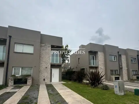 Departamento en Alquiler de 3 dormitorios