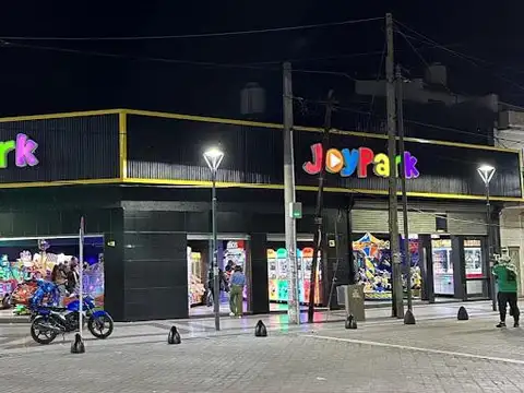 Local Comercial 392 m² S/ Peatonal Luro - Laferrere