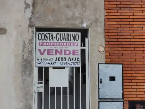 PH al fondo por pasillo con 2 propiedades de 4 y 3 ambientes