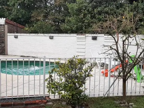 Casa en Venta en Ciudad Jardín del Palomar, Partido de Tres de Febrero