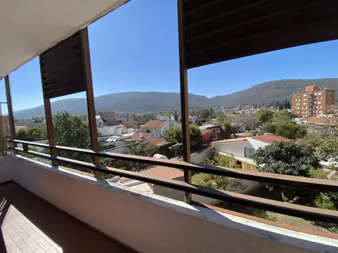 Departamento en Alquiler de 4 dormitorios