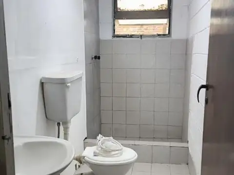 Depto Tipo Casa 5 ambientes con 2 baños