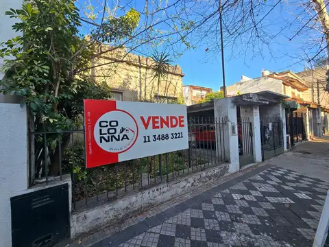 Venta Casa - Terreno  - Santos Lugares -