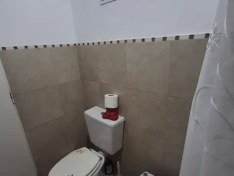 Depto Tipo Casa 2 ambientes con 1 baño