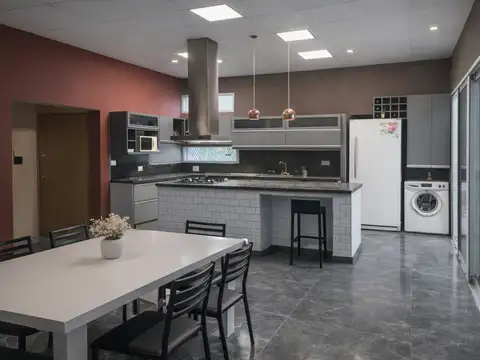 Casa en Granadero Baigorria