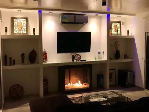 Casa en Alquiler con cochera