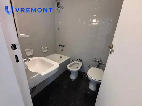 Departamento Monoambiente en Alquiler en Balvanera, Adolfo Alsina al 2000.