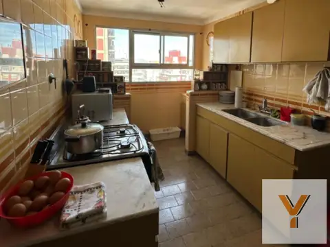 Departamento 4 ambientes con 3 baños