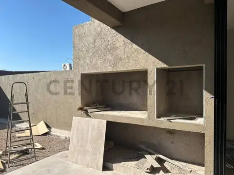Casa duplex a estrenar de categoría - Barrio Las Acacias de Godoy Cruz