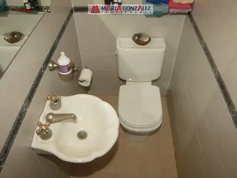 Depto Tipo Casa en Venta en Villa Sarmiento, USD 220.000