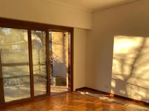 Casa 7 ambientes con 5 baños