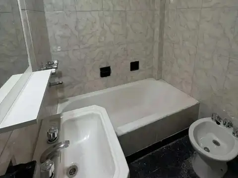 Depto Tipo Casa 2 ambientes con 1 baño