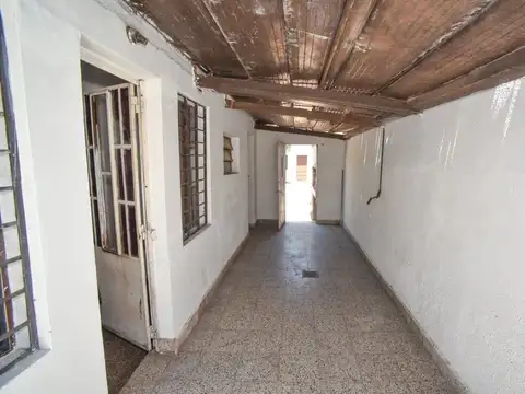 Casa con gran terreno en Barrio Roma