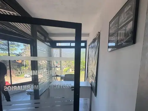 Oficina en Alquiler en Hurlingham, $ 400.000