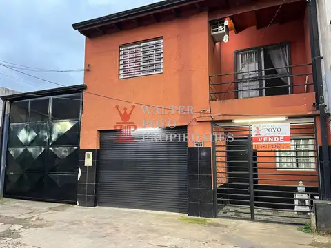 Venta casa 3 amb. local-garaje, galpon de 120m2 con entrada indep. y depto. de 3 amb. Ezpeleta