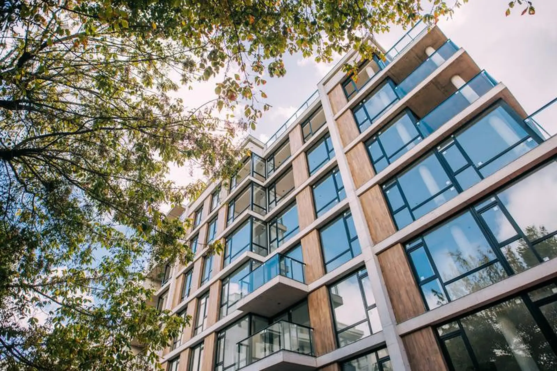 Depto 3 amb en construcción en Zona Guemes con pileta y cochera