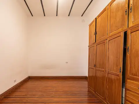 Venta. PH. 3 Ambientes. Terraza propia. Billinghurst y Perón