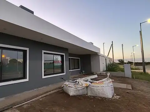 Casa en Venta al Este