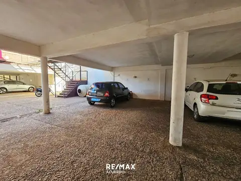 Departamento en Alquiler con 1 cocheras