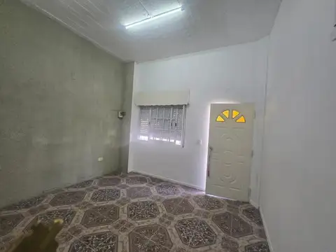 Depto Tipo Casa en Alquiler de 2 ambientes