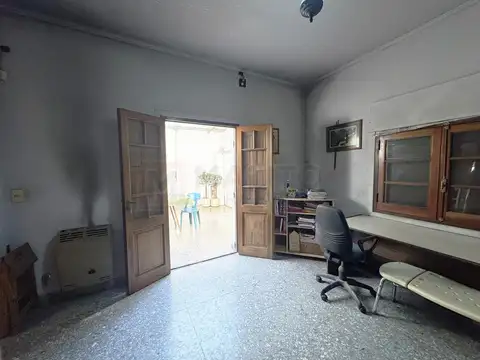 Casa en Venta en Parque Avellaneda, USD 150.000